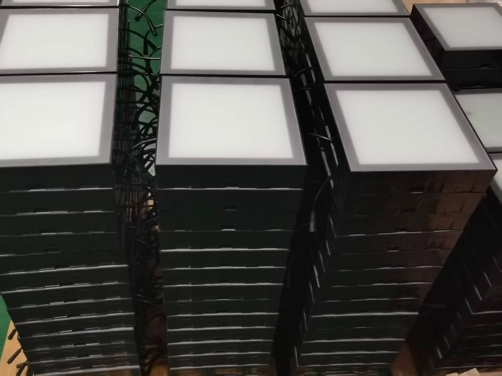 1-pixel LED grid floor lamp - RGB color temperature - 300x300x68MM in size - suitable for game control-Fast response speed - Stable quality