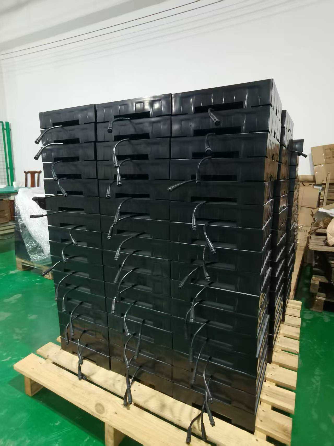 1-pixel LED grid floor lamp - RGB color temperature - 300x300x68MM in size - suitable for game control-Fast response speed - Stable quality